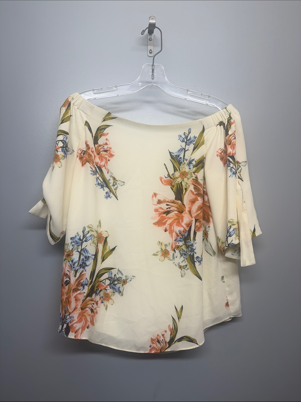 Babaton Cream Floral Print Blouse with Pink and Green Accents